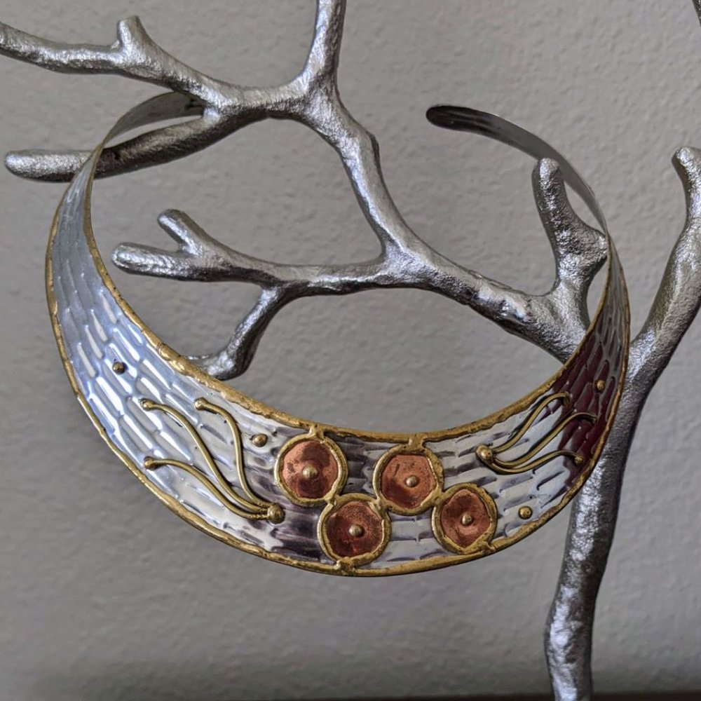 Collar Style Necklace Silver-Gold-Rose Metals